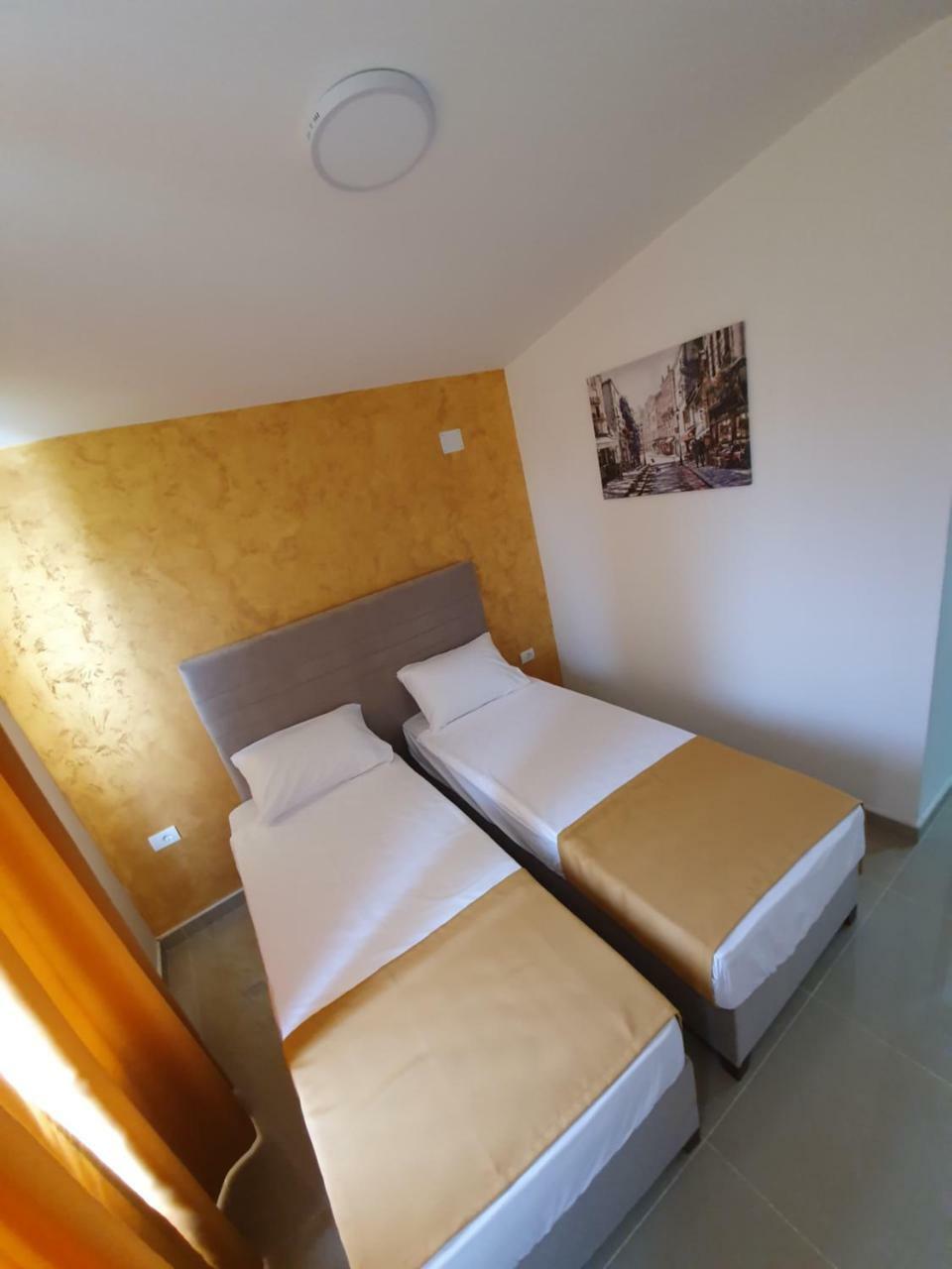 Apartments Melbourne Улцин Екстериор снимка