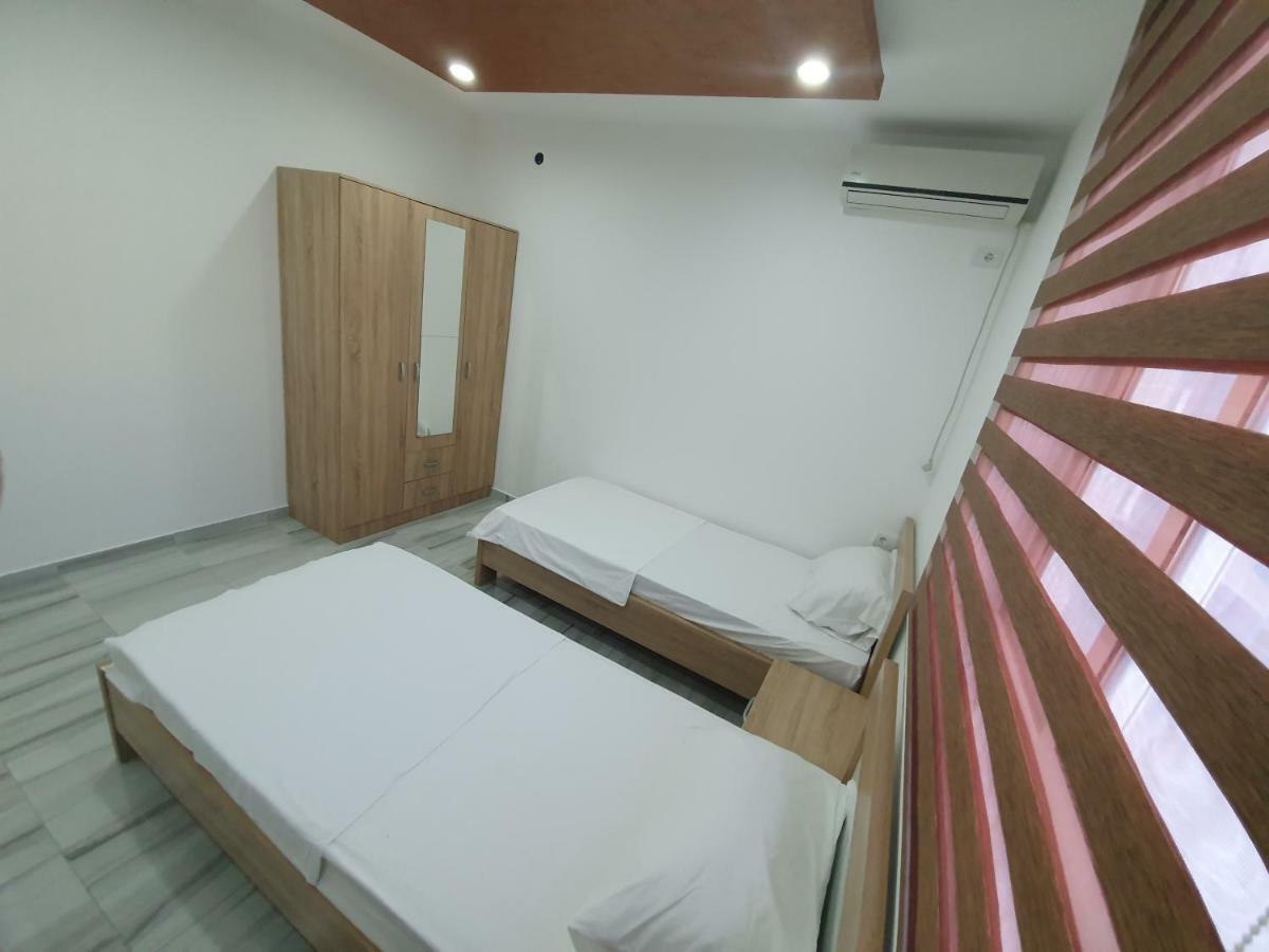 Apartments Melbourne Улцин Екстериор снимка